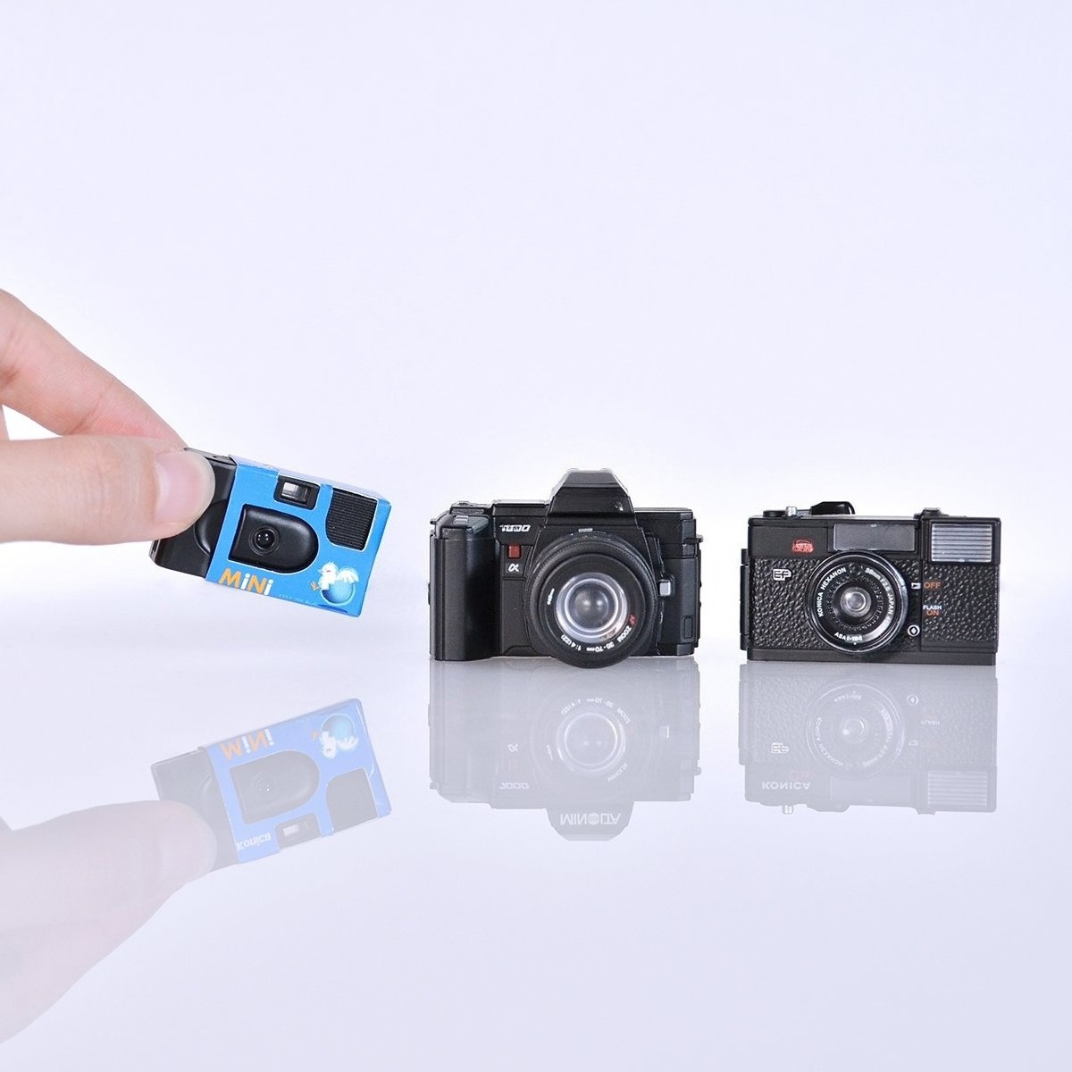 ケネレファント カプセルトイ カメラ ミニチュアコレクション - Photography Equipment のレビューと価格